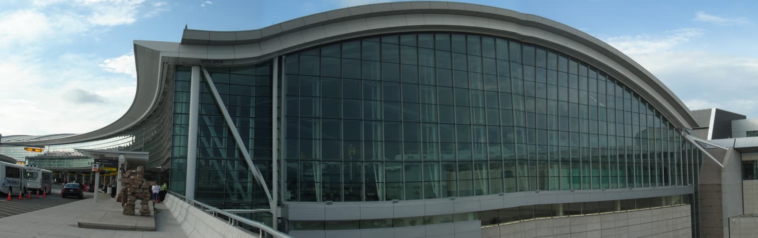 Toronto Pearson Airport-Terminal 1