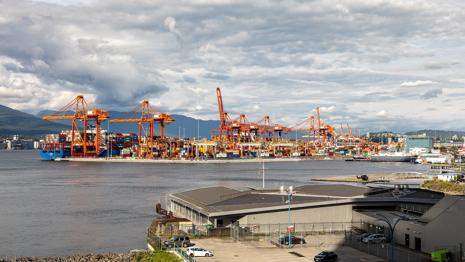 Vancouver (BC, Canada), Vancouver Centerm Terminal -- 2022 -- 1848