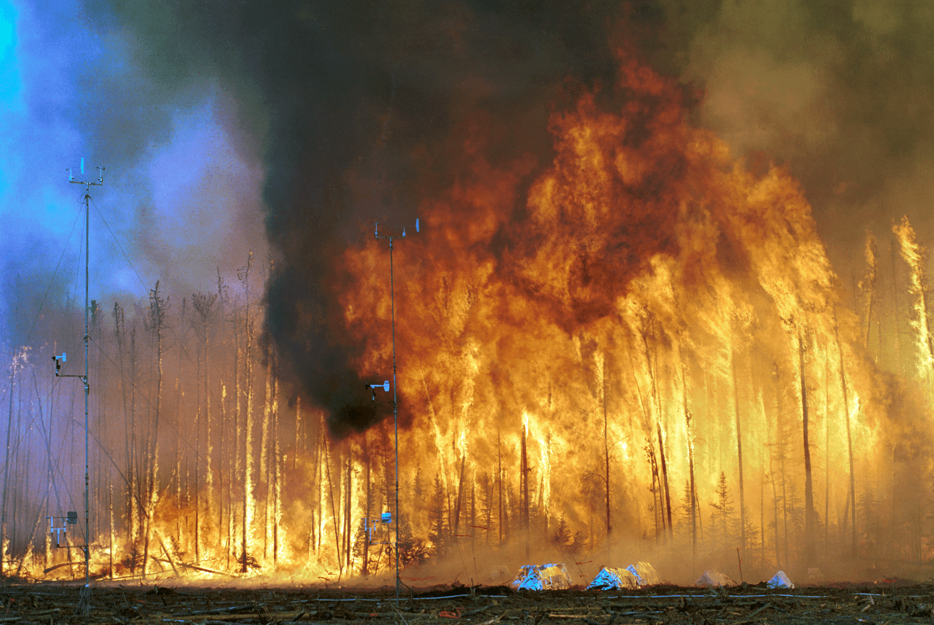 Wildfires Force Largest Evacuation in Manitoba's Living Memory