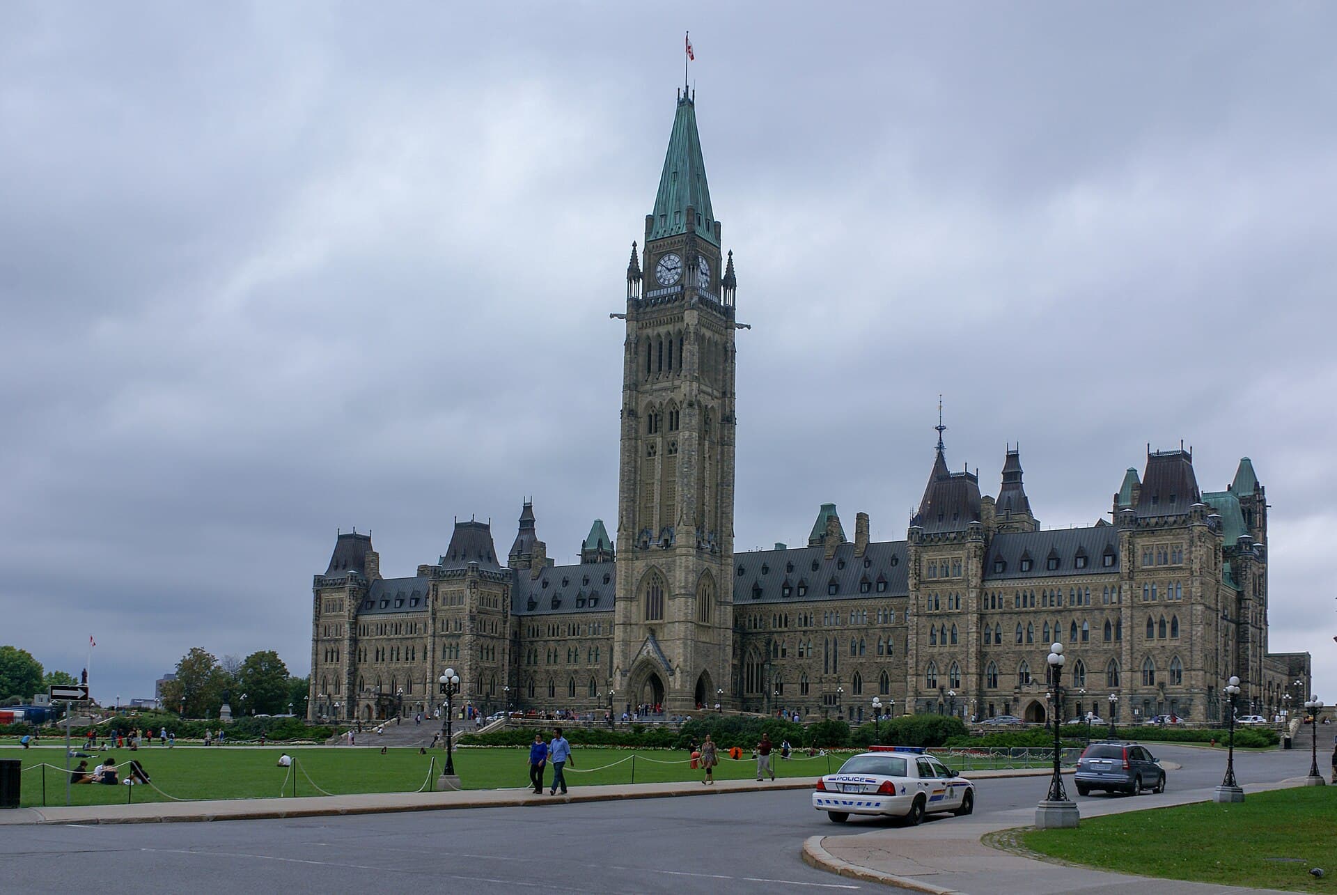 Parliament Hill, Ottawa (20130902-DSC04281)
